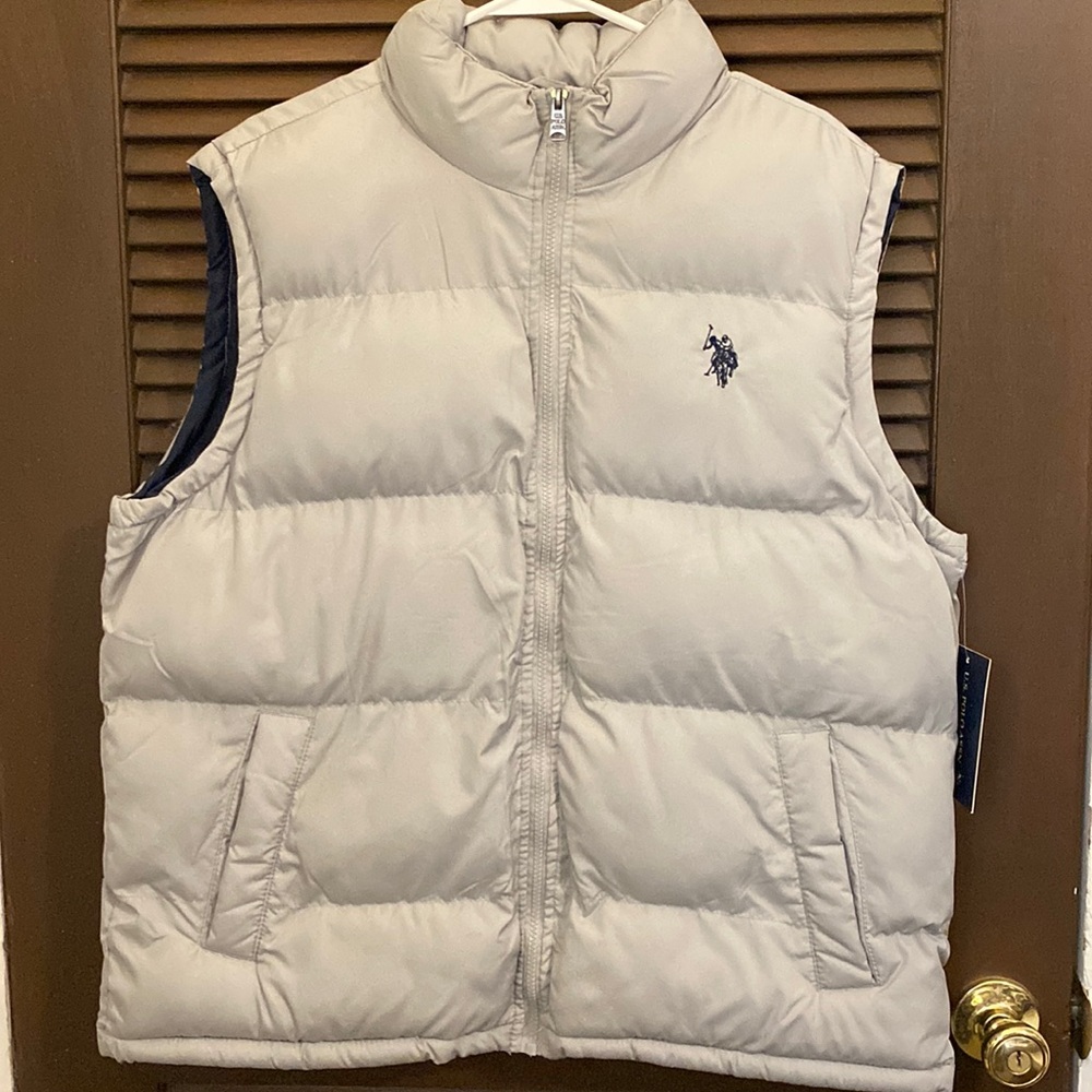 U.S Polo Assn. Grey Vest. XL. Never worn.